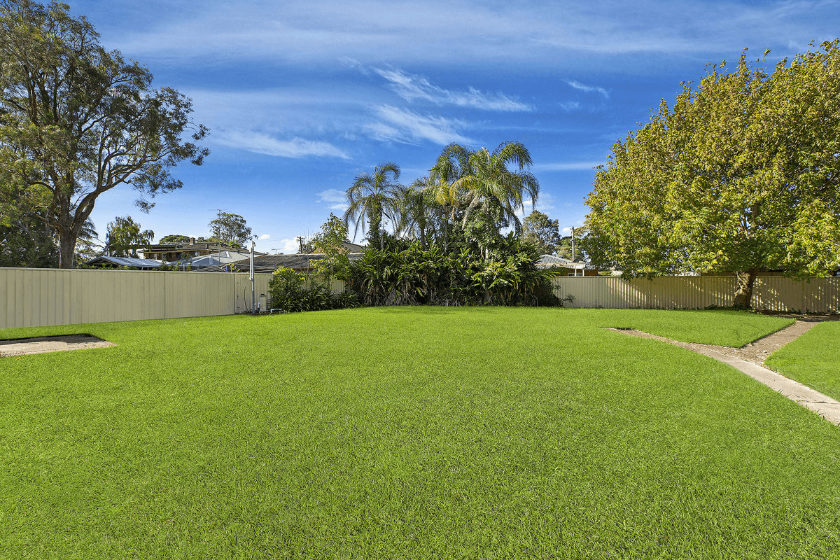 29 Laguna Parade, BERKELEY VALE, NSW 2261