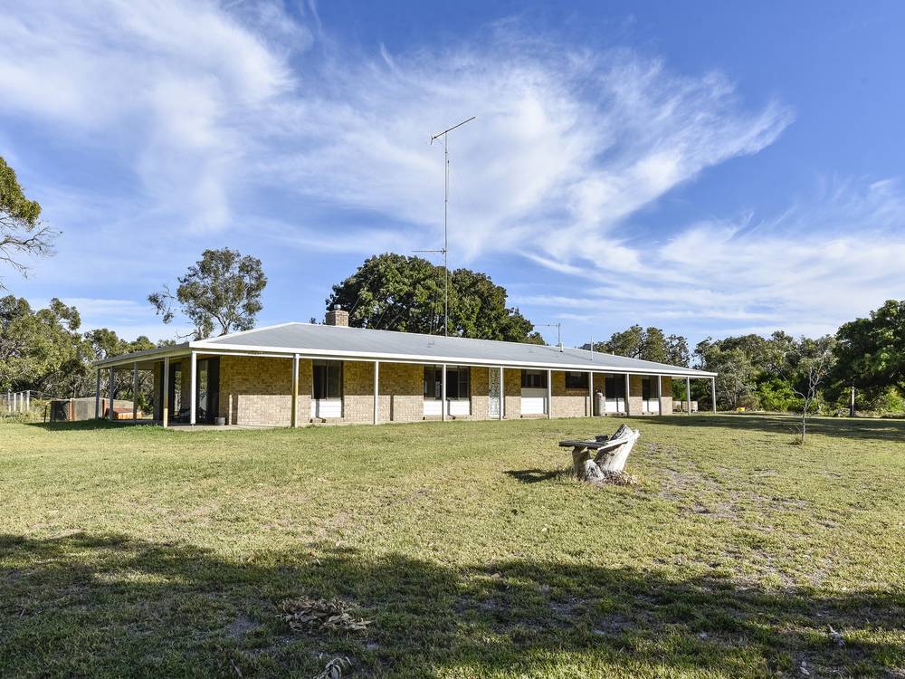 858 Manga Rd, Wattle Range, SA 5280