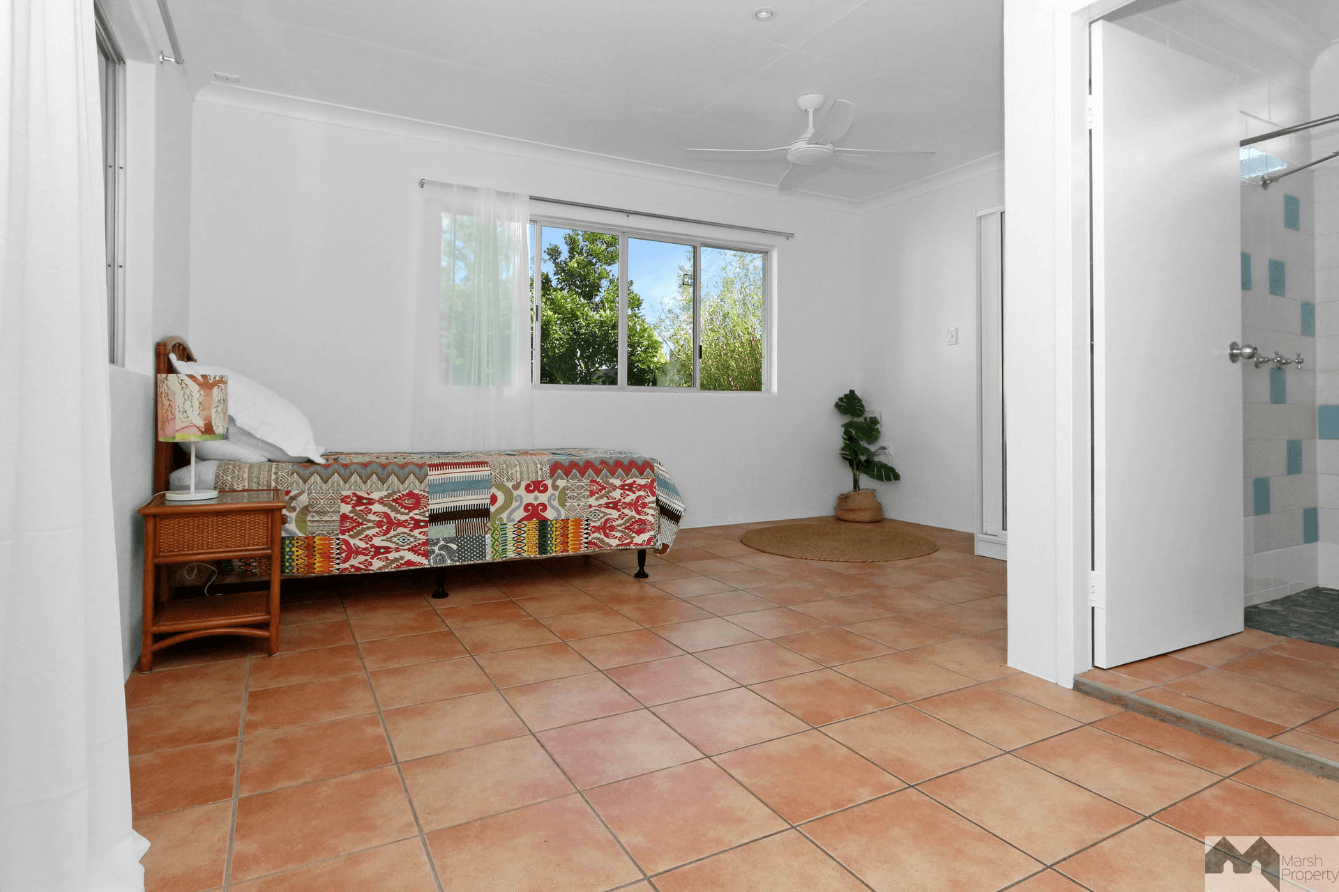 6 Coconut Street, Holloways Beach, QLD 4878