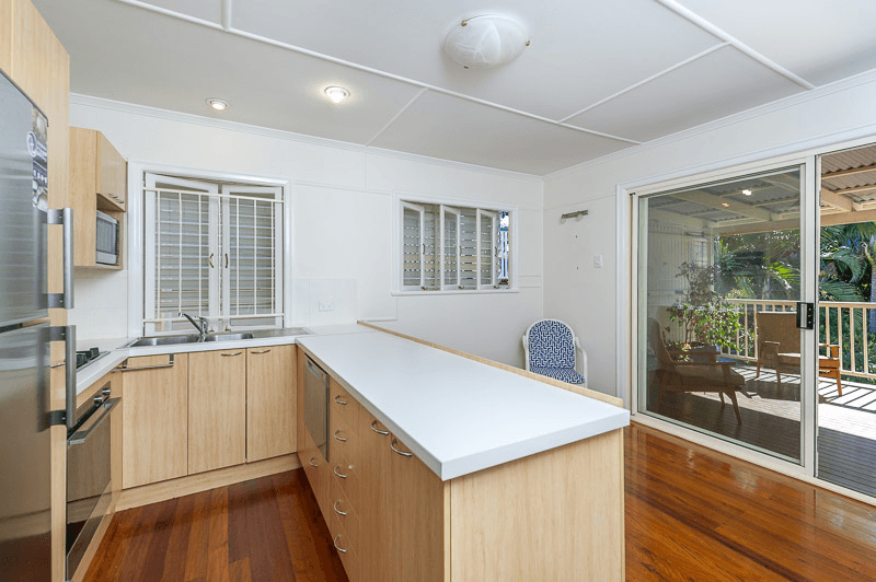 15 Emma Street, Red Hill, QLD 4059