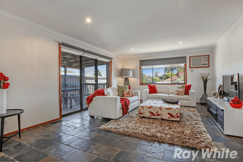 29 Strickland Avenue, MILL PARK, VIC 3082