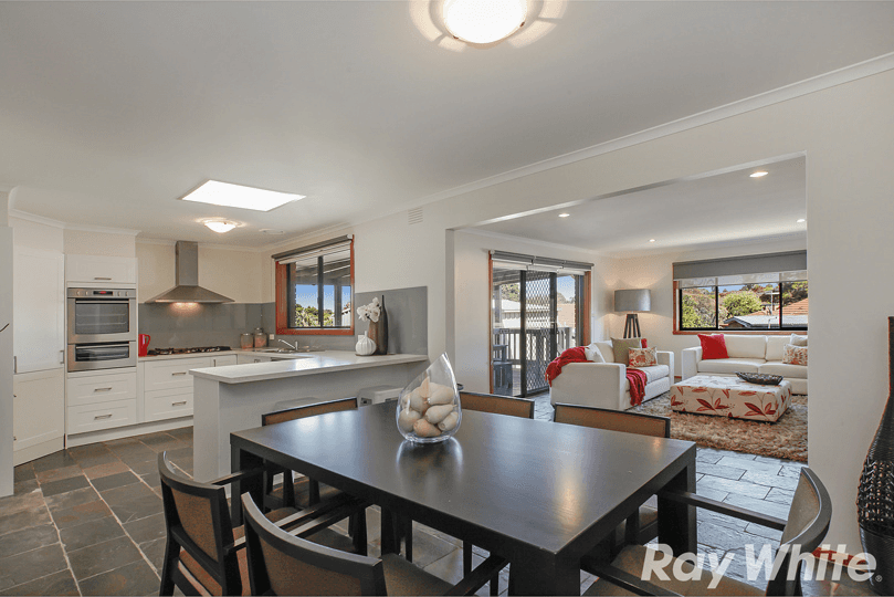 29 Strickland Avenue, MILL PARK, VIC 3082