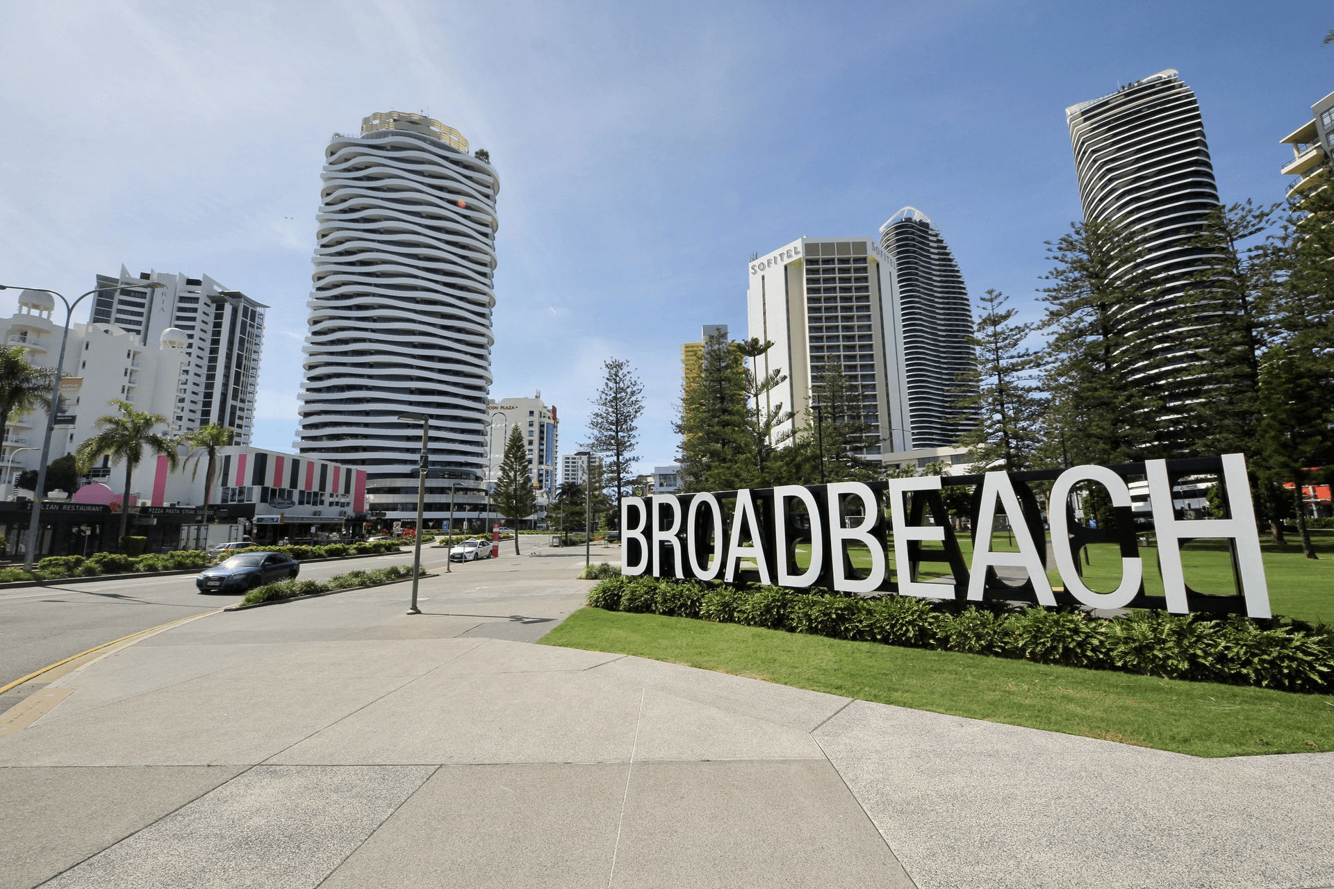 7/42 Surf Parade, Broadbeach, QLD 4218