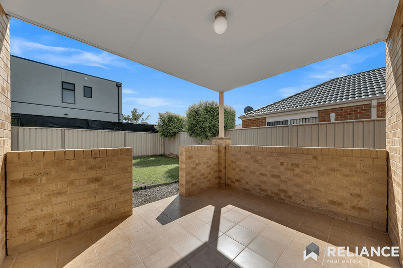 15 Barringo Way, Caroline Springs, VIC 3023