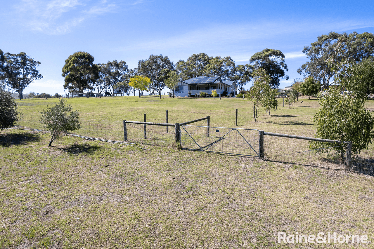 59 Henry Martin Road, ASHBOURNE, SA 5157