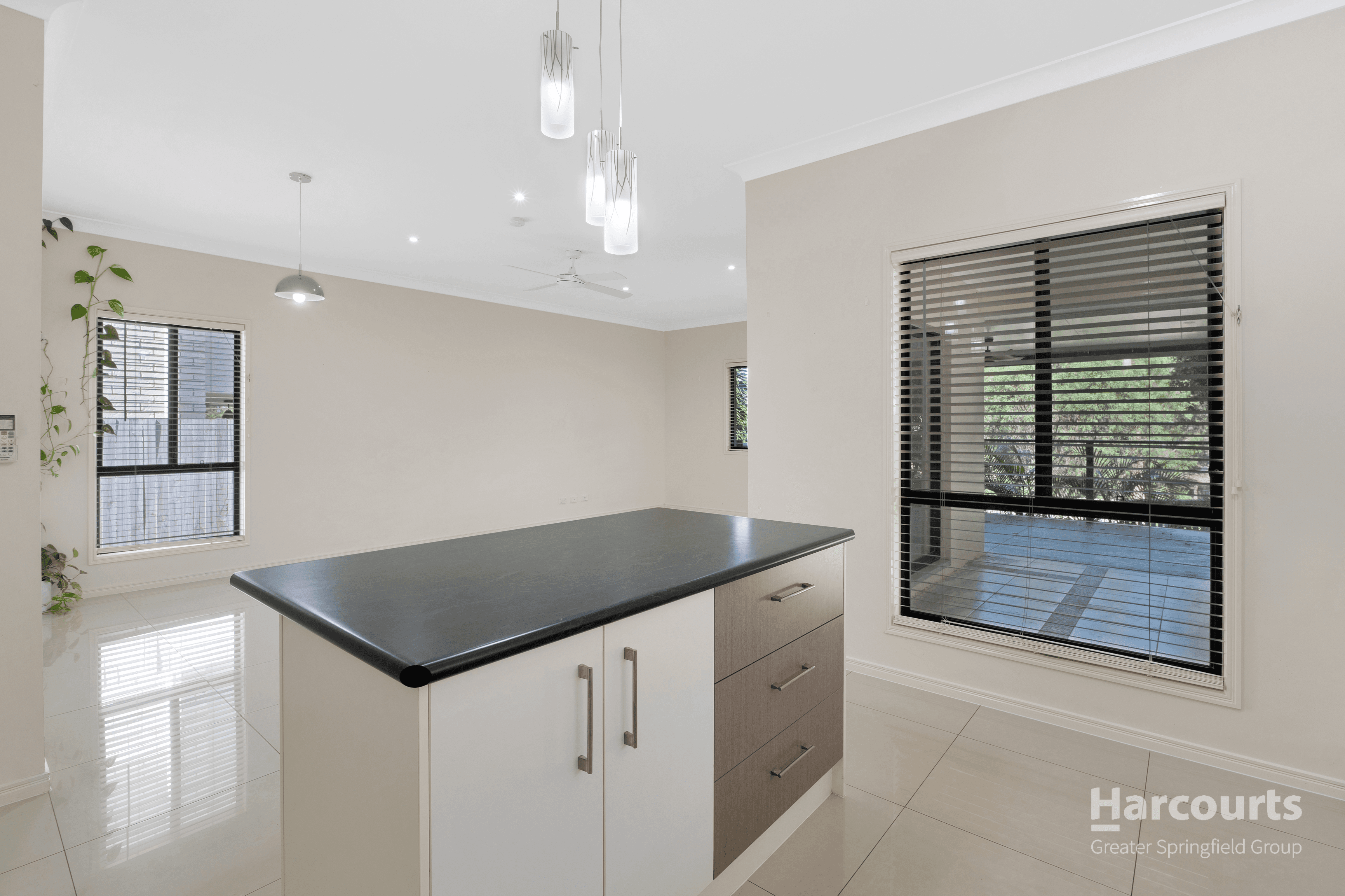 12 Pimento Place, SPRINGFIELD LAKES, QLD 4300