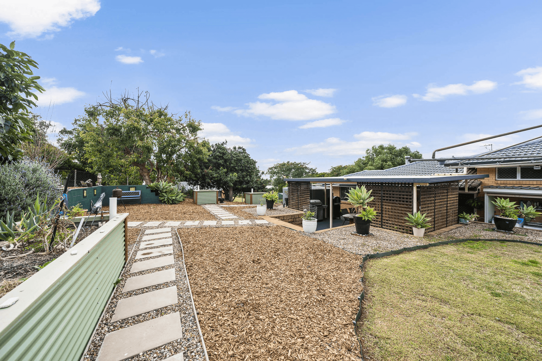 30 Toowoomba Road, OAKEY, QLD 4401