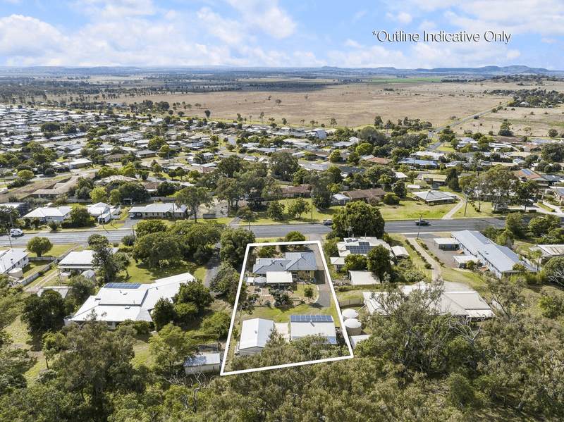 30 Toowoomba Road, OAKEY, QLD 4401