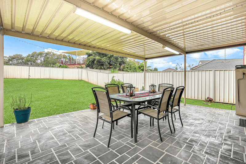 25 Griffin Place, DOONSIDE, NSW 2767