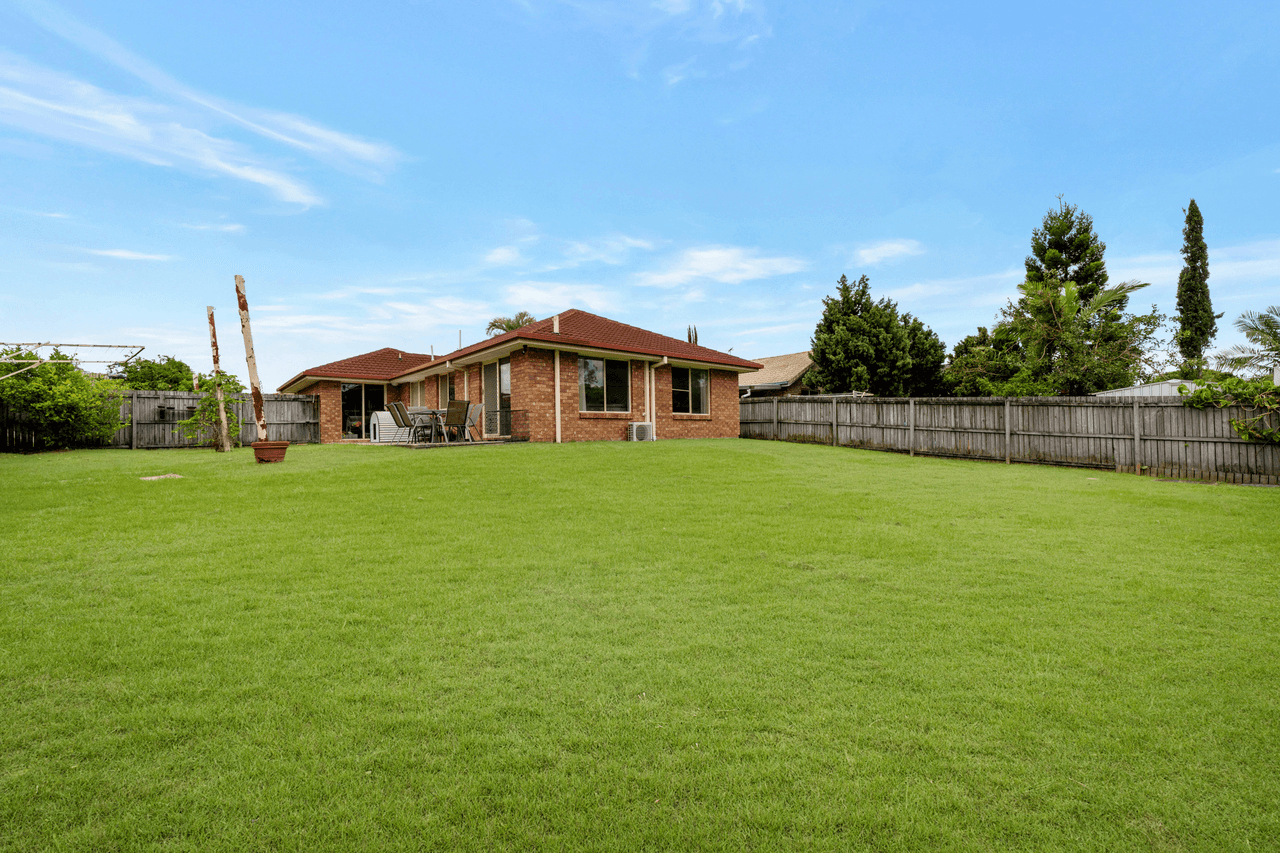 12 Kinross Lane, BETHANIA, QLD 4205