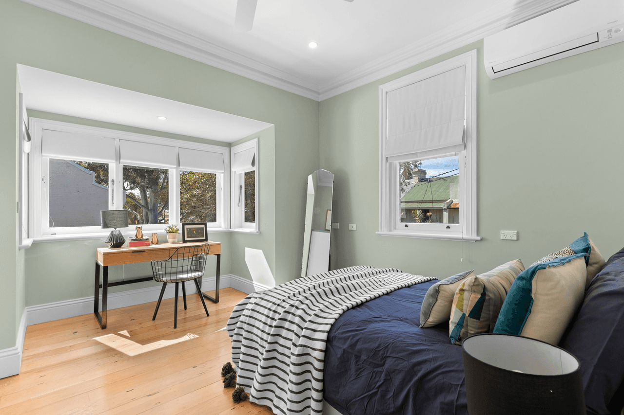 38 Swanson Street, ERSKINEVILLE, NSW 2043