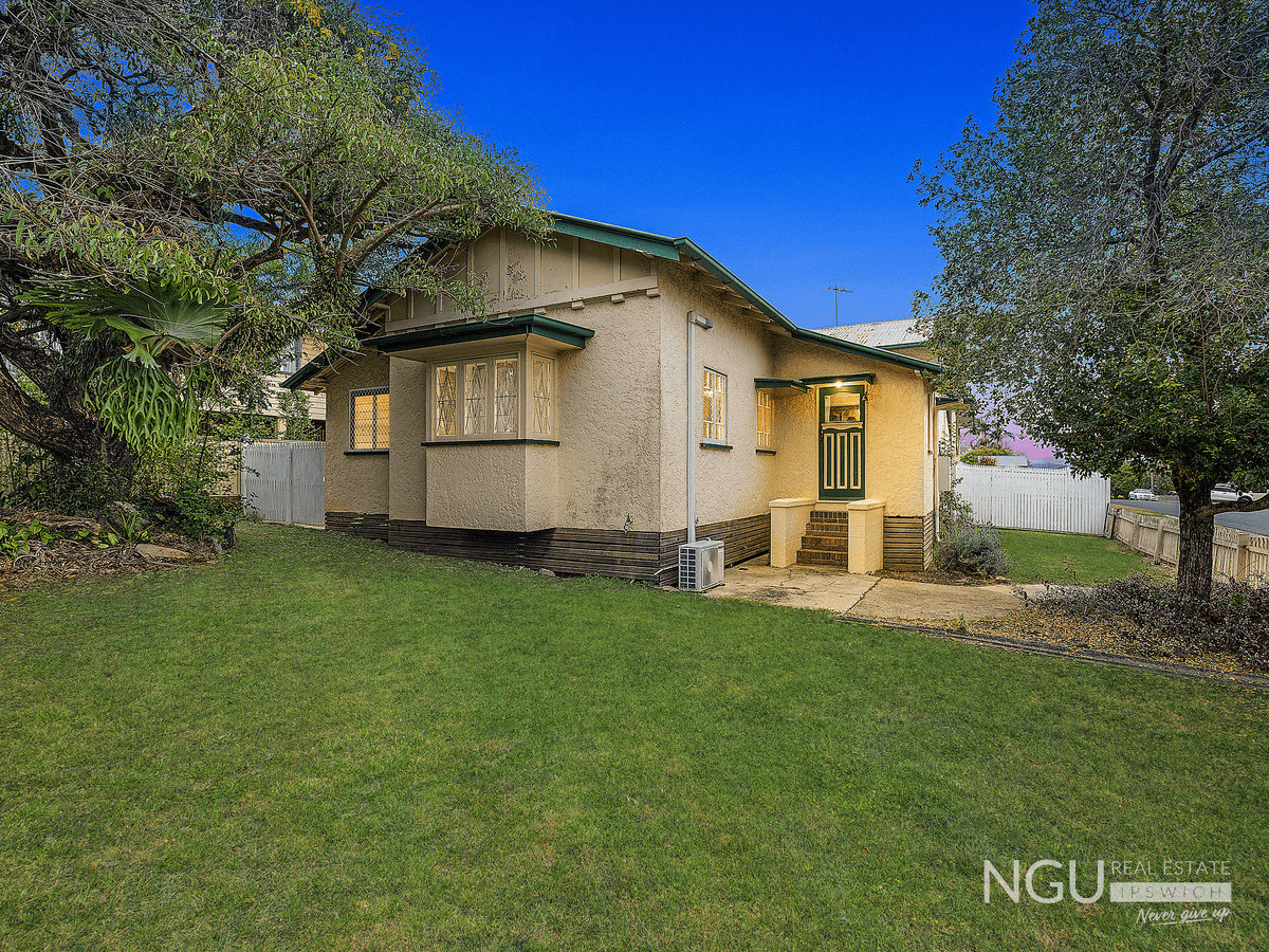 28 Glebe Road, Newtown, QLD 4305