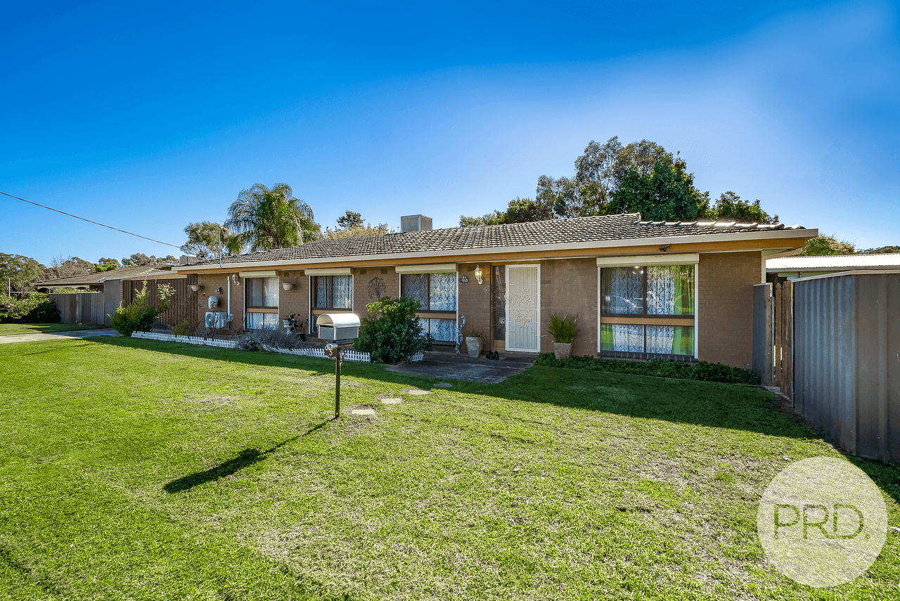 5 Oleander Crescent, LAKE ALBERT, NSW 2650