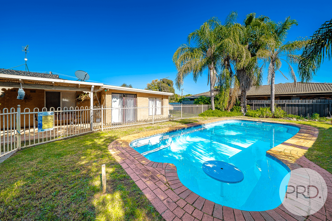 5 Oleander Crescent, LAKE ALBERT, NSW 2650