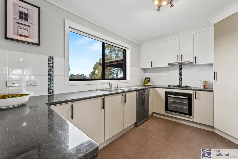 4 Larson Lane, Yass, NSW 2582