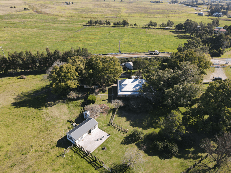 1 Woodberry Road, MILLERS FOREST, NSW 2324