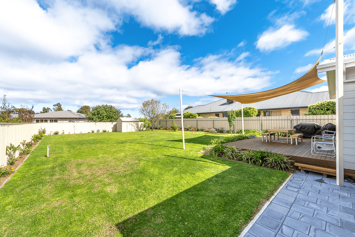 4 Rebecca Street, WELLINGTON EAST, SA 5259