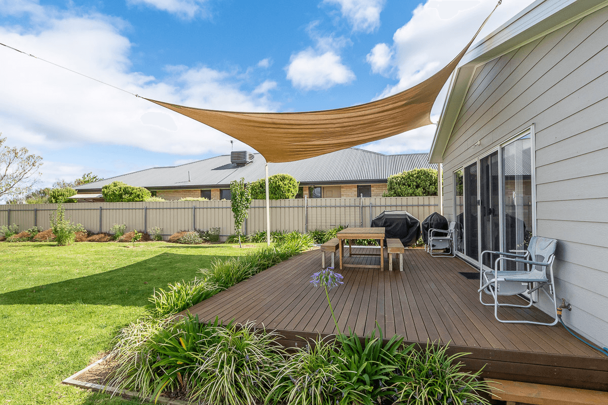 4 Rebecca Street, WELLINGTON EAST, SA 5259