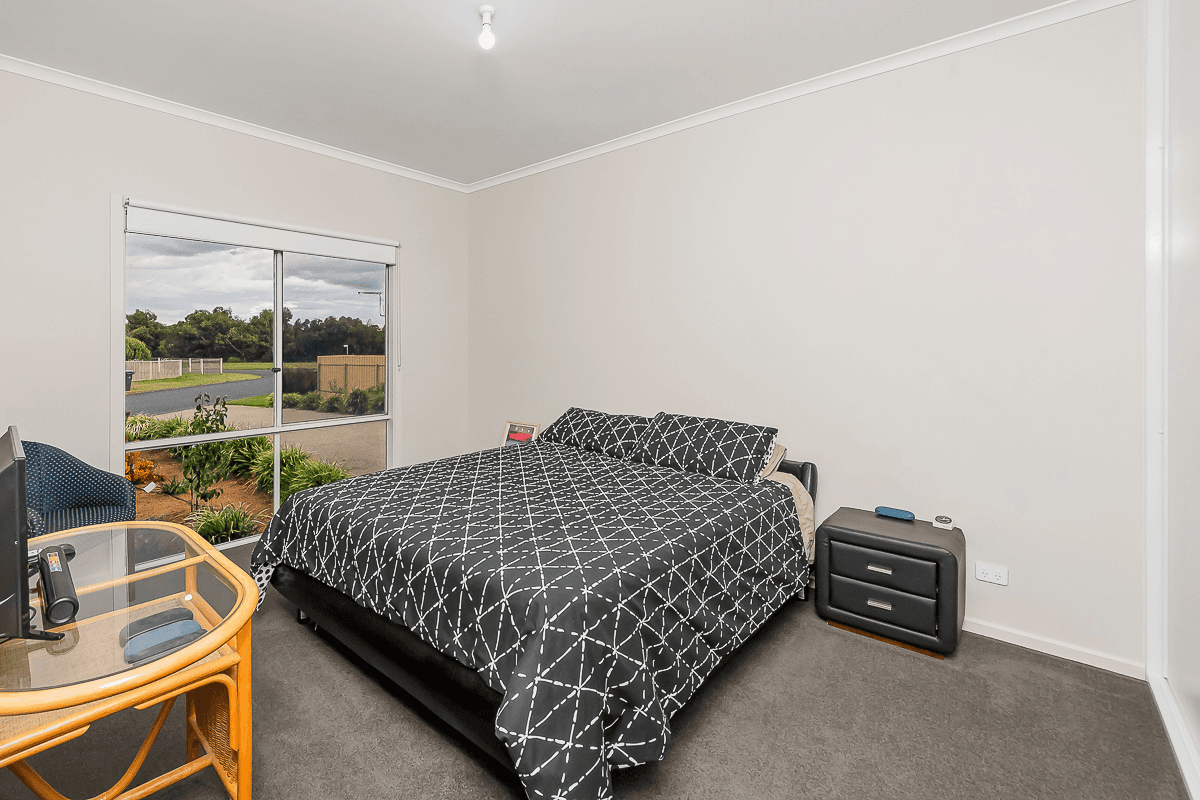 4 Rebecca Street, WELLINGTON EAST, SA 5259