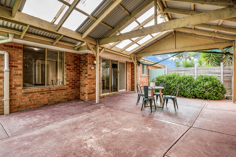 9 Landles Rise, Roxburgh Park, VIC 3064