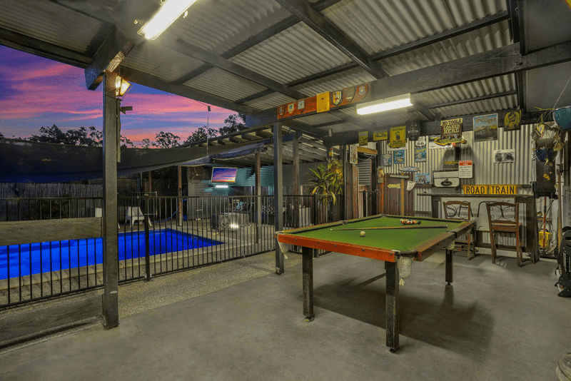 2 Larch Street, FERNY GROVE, QLD 4055