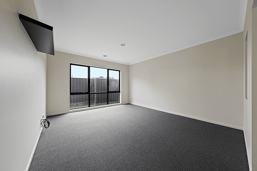 12 Gladiolus Circuit, CRANBOURNE NORTH, VIC 3977