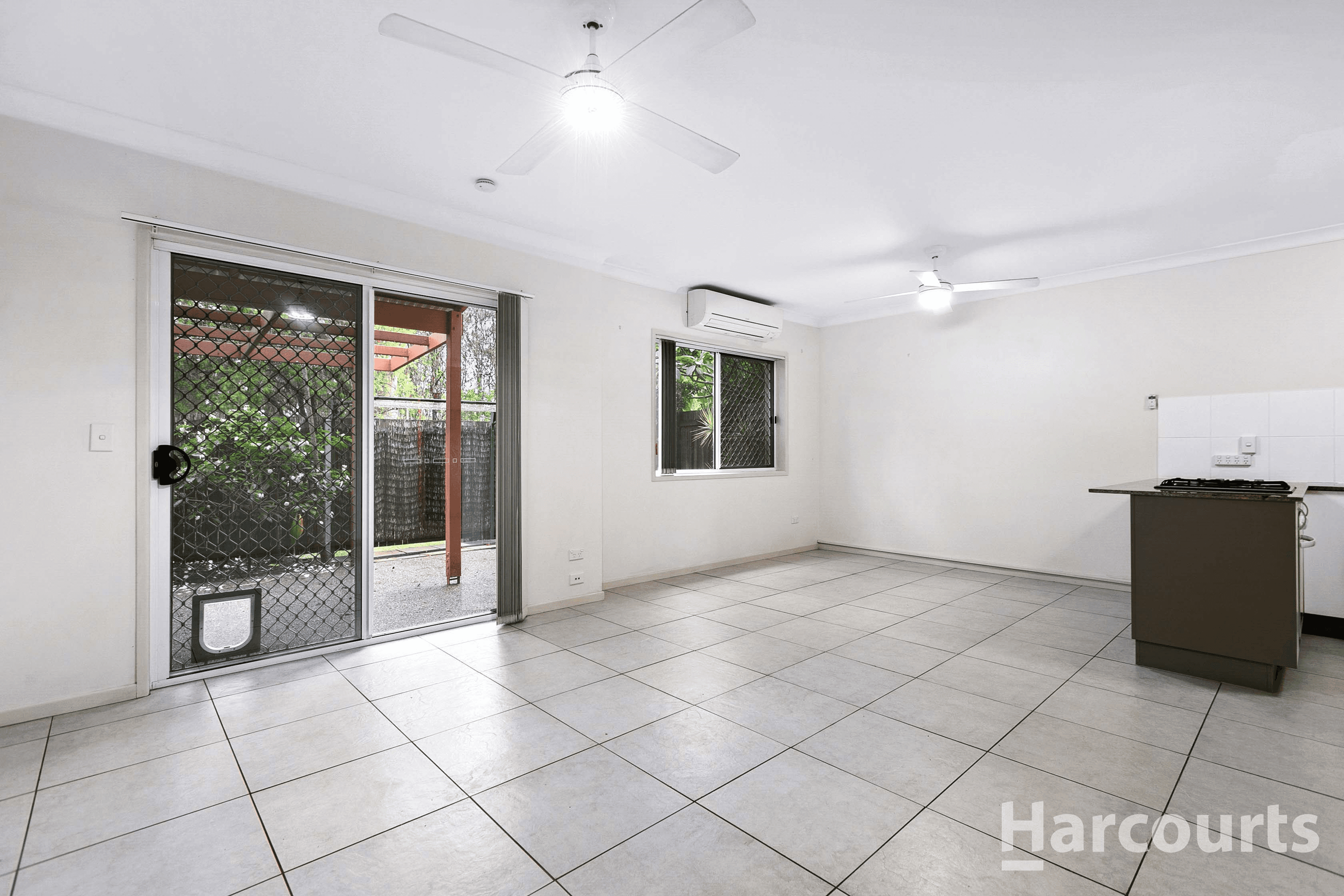 7/58-60 Stephenson Street, SCARNESS, QLD 4655