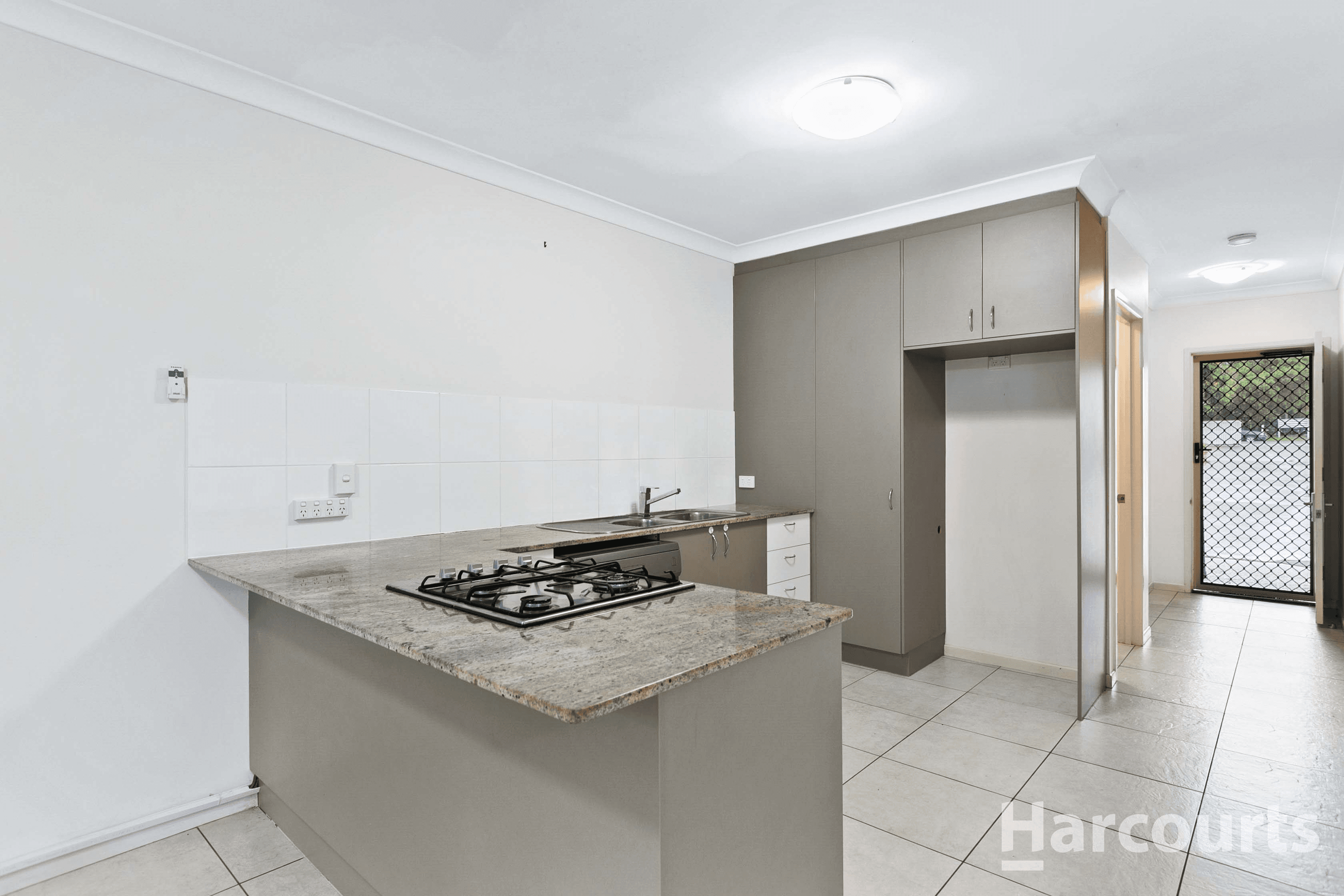 7/58-60 Stephenson Street, SCARNESS, QLD 4655