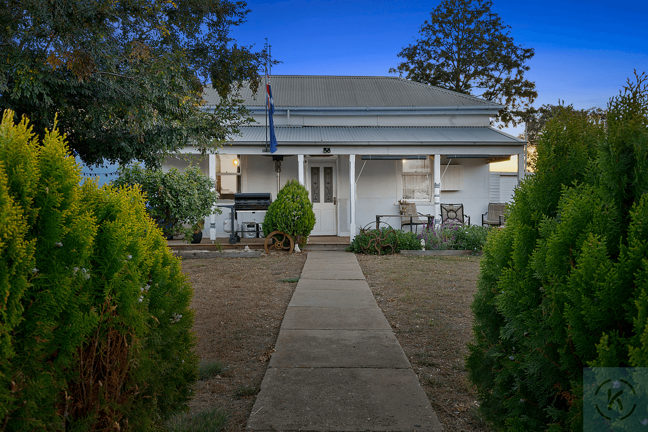 14-16 Hoyle Street, Tocumwal, NSW 2714