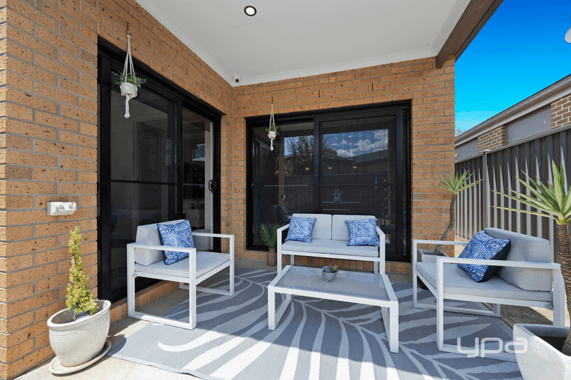 6 Longfield Way, DEER PARK, VIC 3023