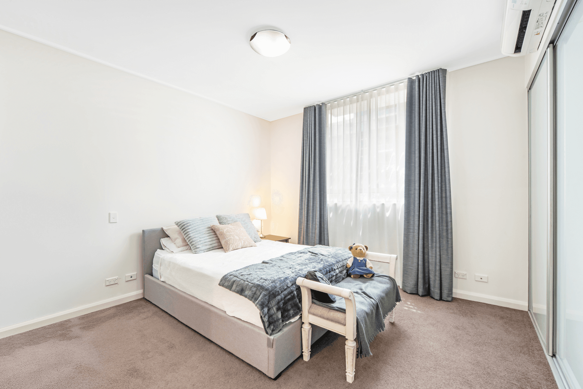 318/37 Amalfi Drive, Wentworth Point, NSW 2127