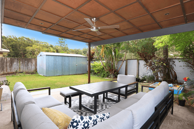 121 Kindra Avenue, SOUTHPORT, QLD 4215