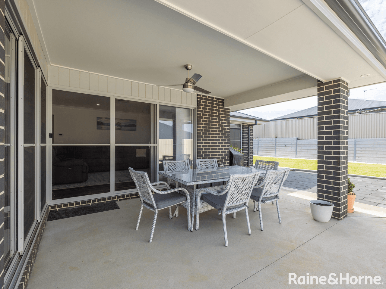 4 Newlands Crescent, KELSO, NSW 2795