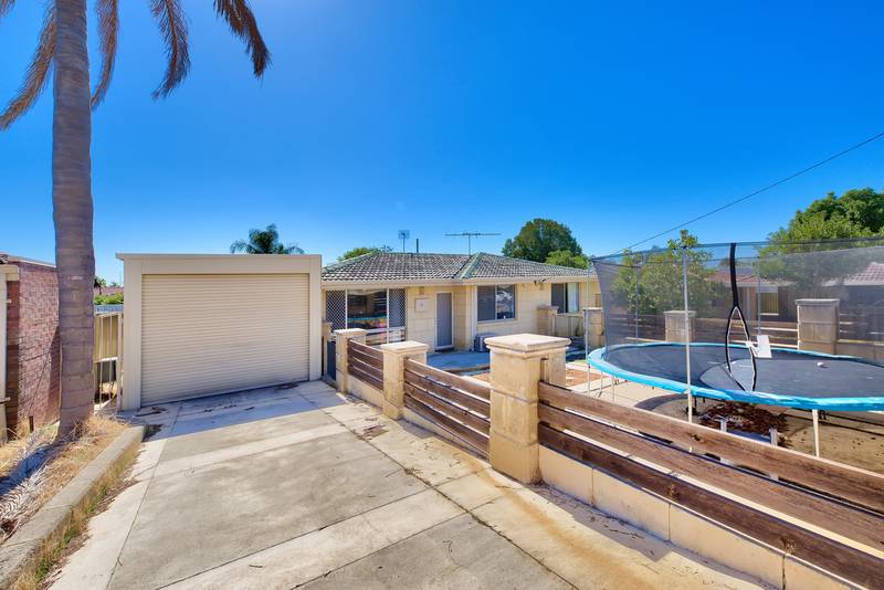 25 Okewood Way, MORLEY, WA 6062
