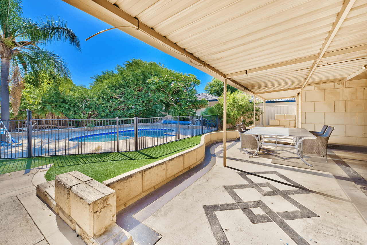 25 Okewood Way, MORLEY, WA 6062