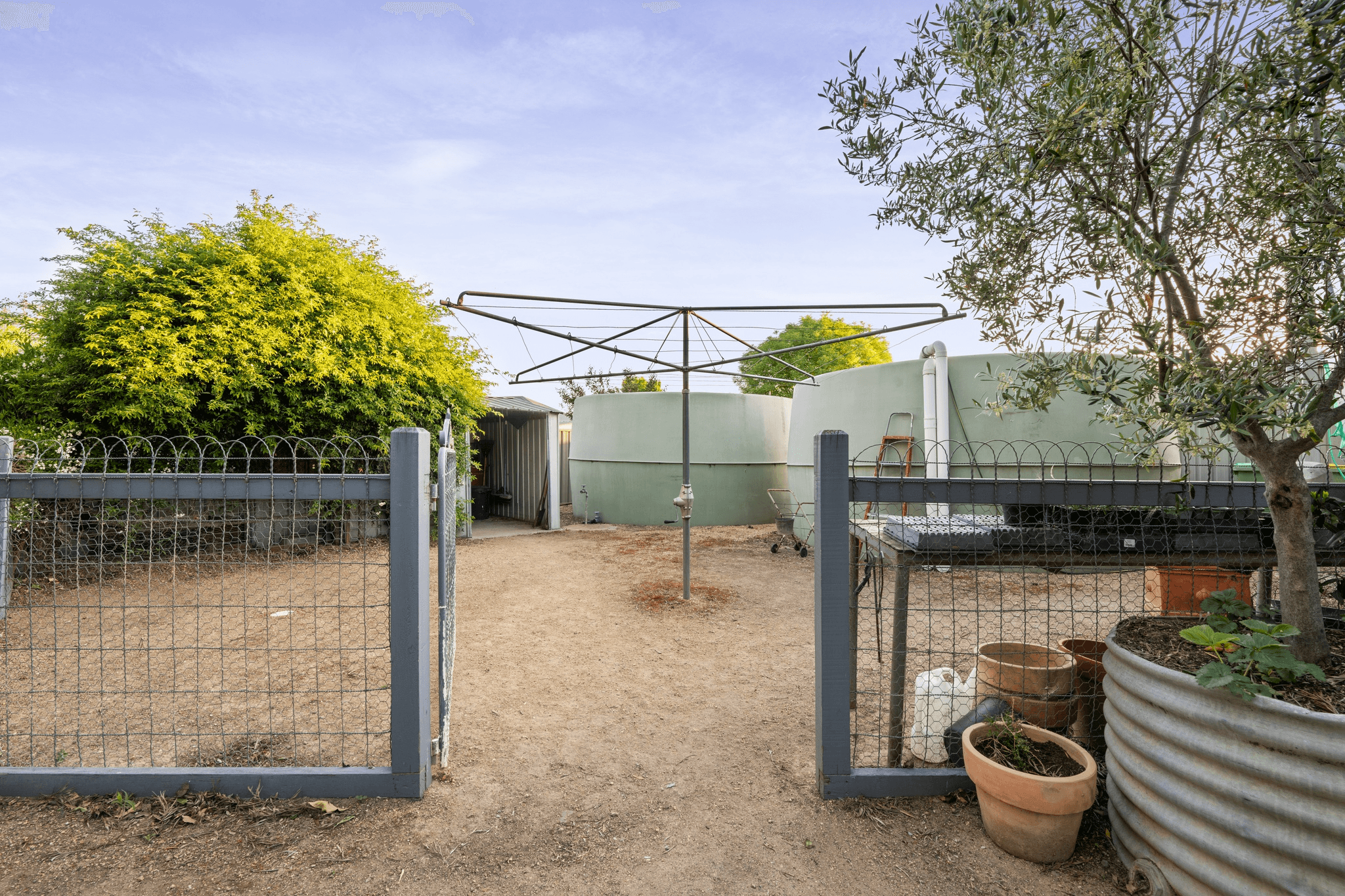 610 Table Top Road, THURGOONA, NSW 2640