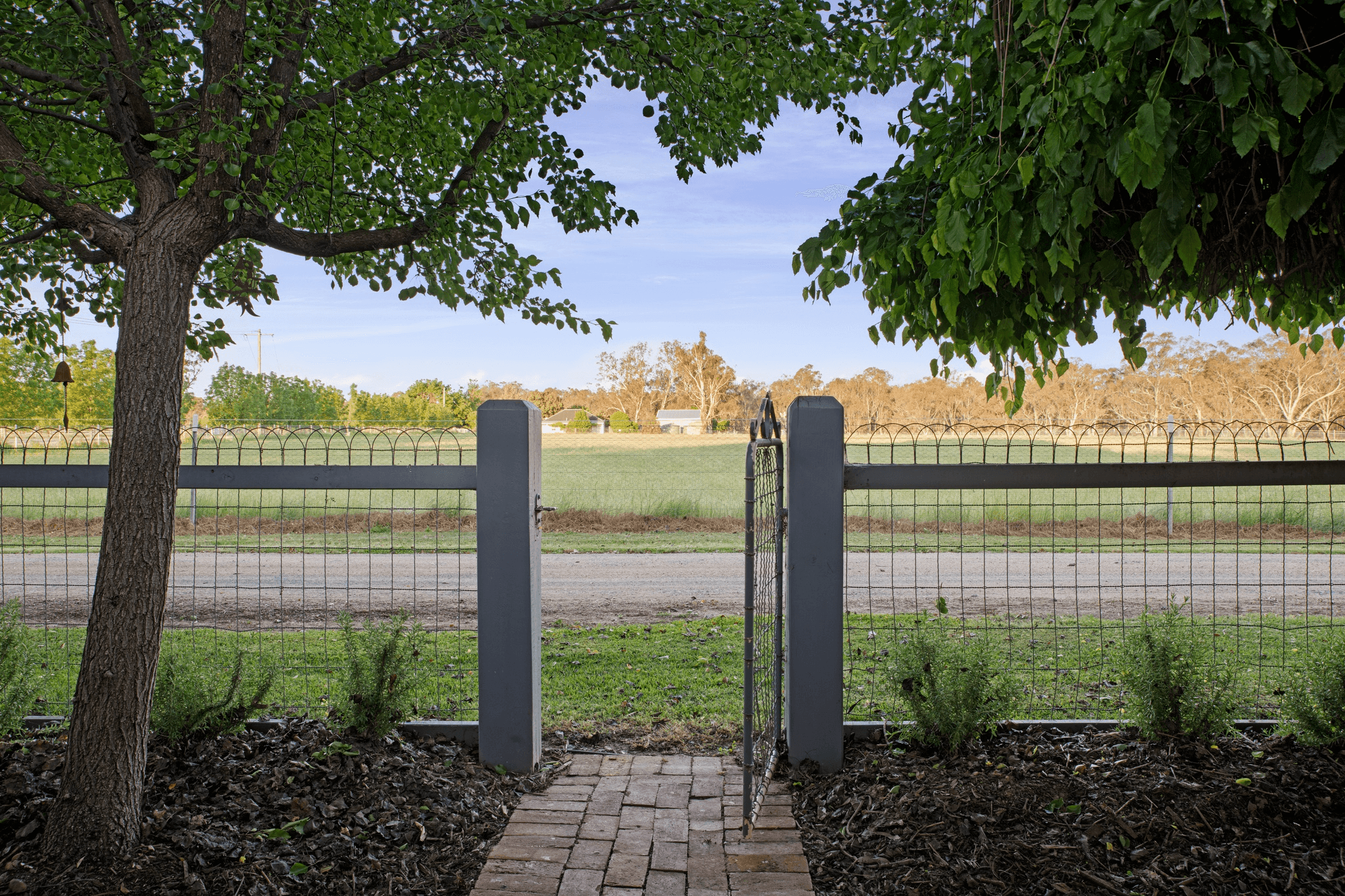 610 Table Top Road, THURGOONA, NSW 2640