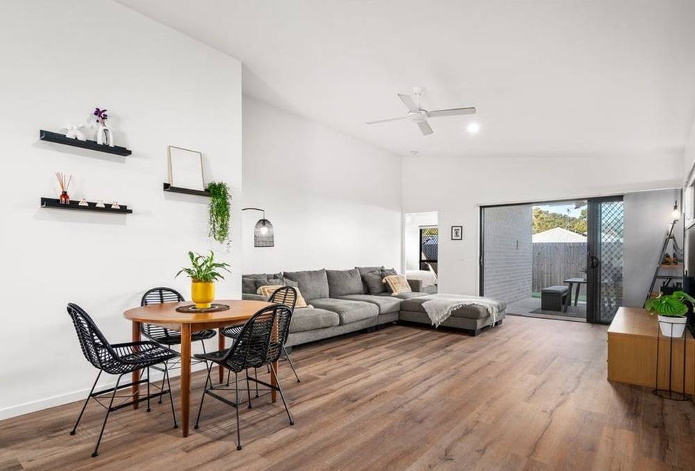 4 Alectura Crescent, BAHRS SCRUB, QLD 4207