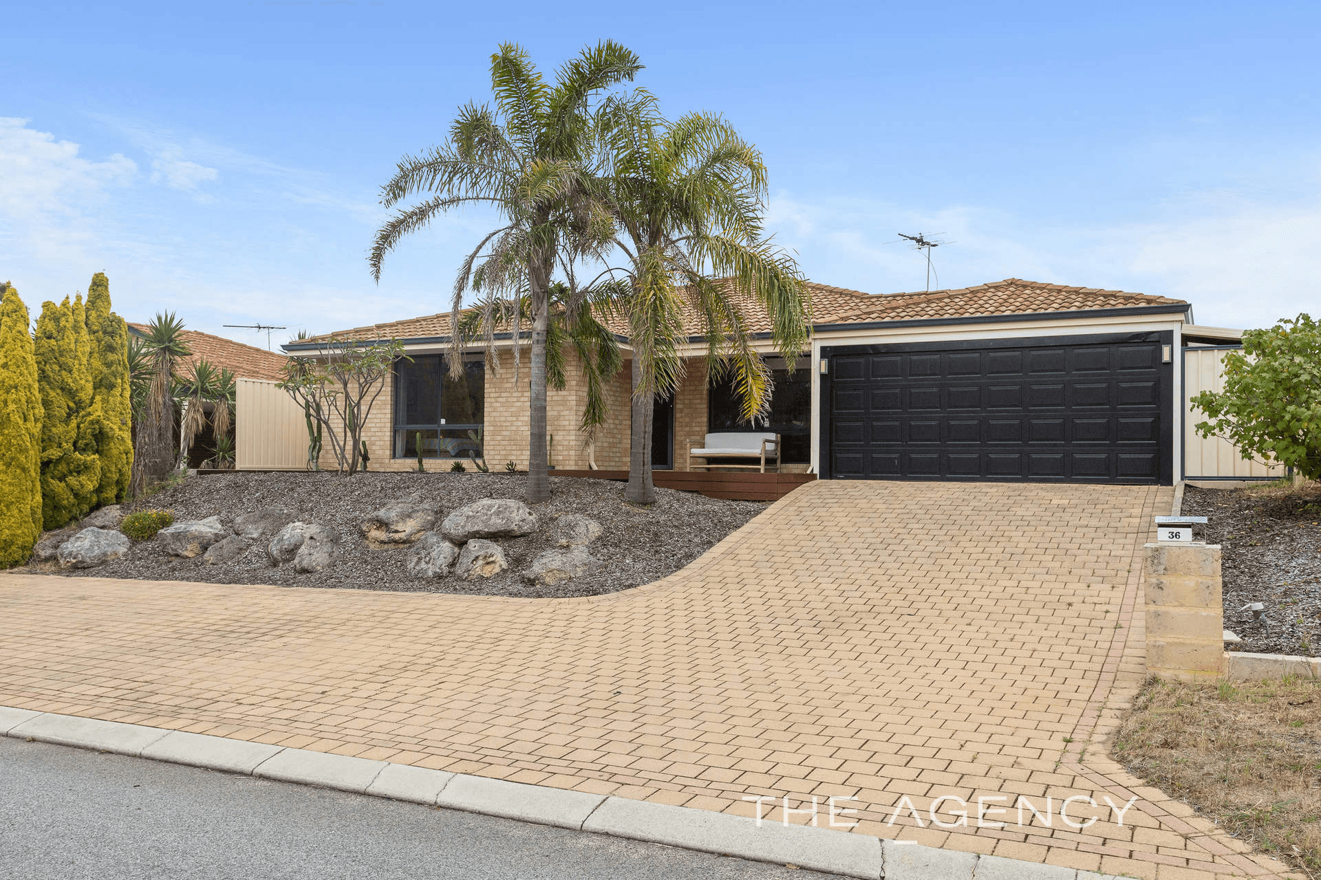 36 Peridot Turn, Banksia Grove, WA 6031