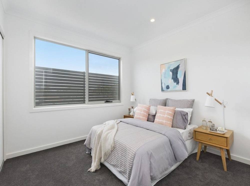 2 Lord Street, DONCASTER EAST, VIC 3109