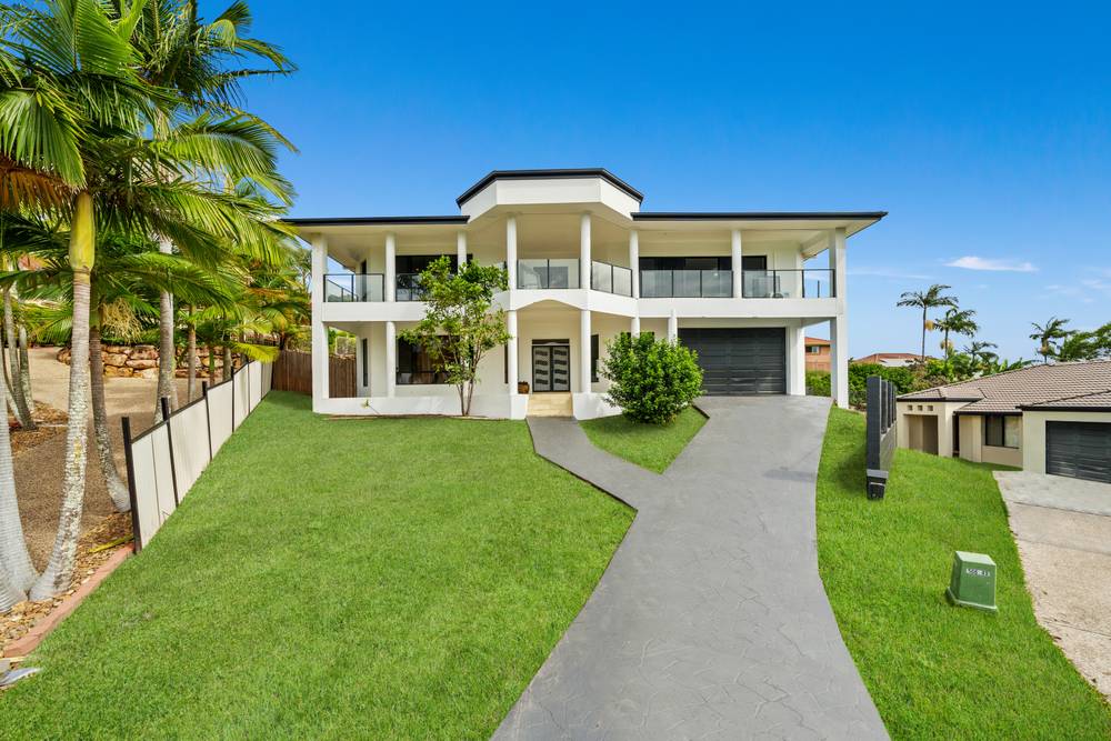 16 Temoe Rise, PACIFIC PINES, QLD 4211