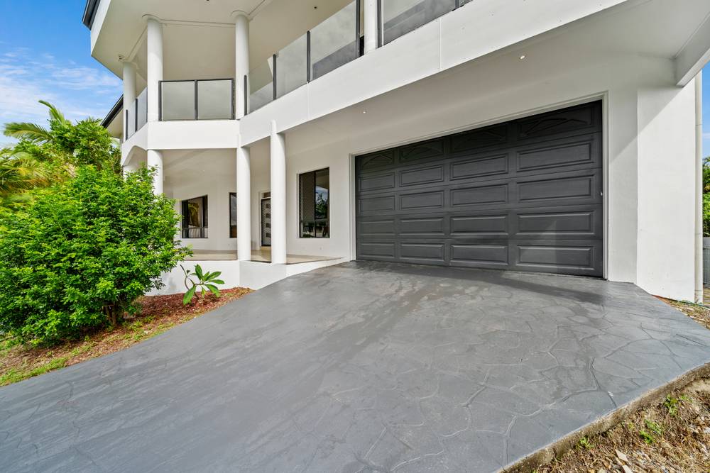 16 Temoe Rise, PACIFIC PINES, QLD 4211