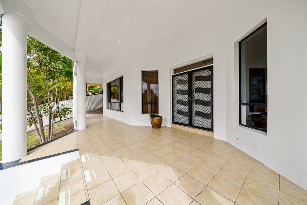 16 Temoe Rise, PACIFIC PINES, QLD 4211