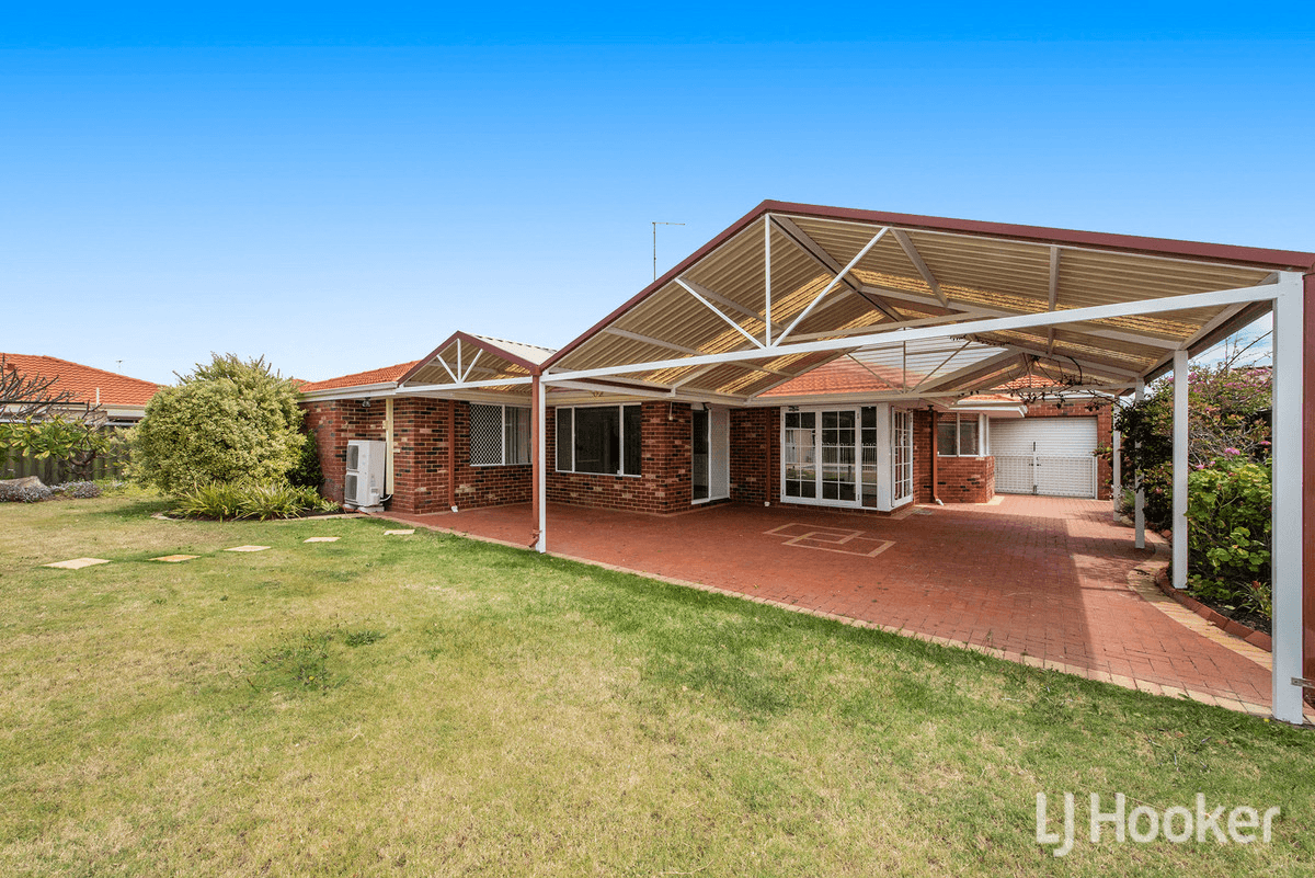 9 Penda Close, HALLS HEAD, WA 6210