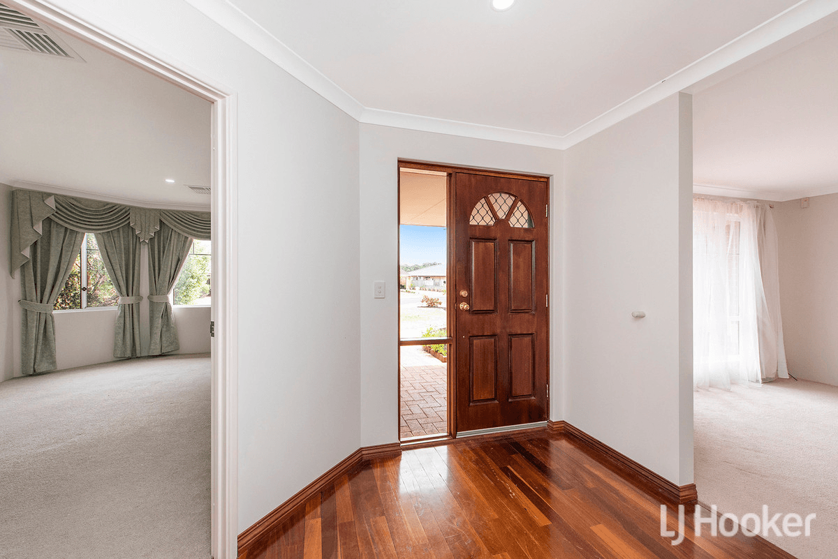 9 Penda Close, HALLS HEAD, WA 6210