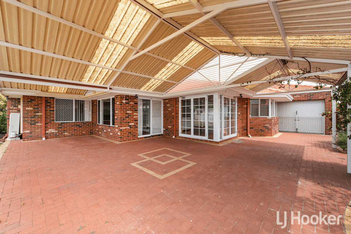 9 Penda Close, HALLS HEAD, WA 6210