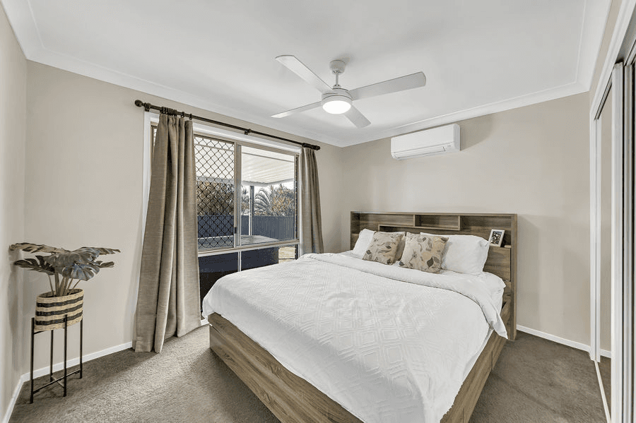 2 Diosma Close, YAMANTO, QLD 4305