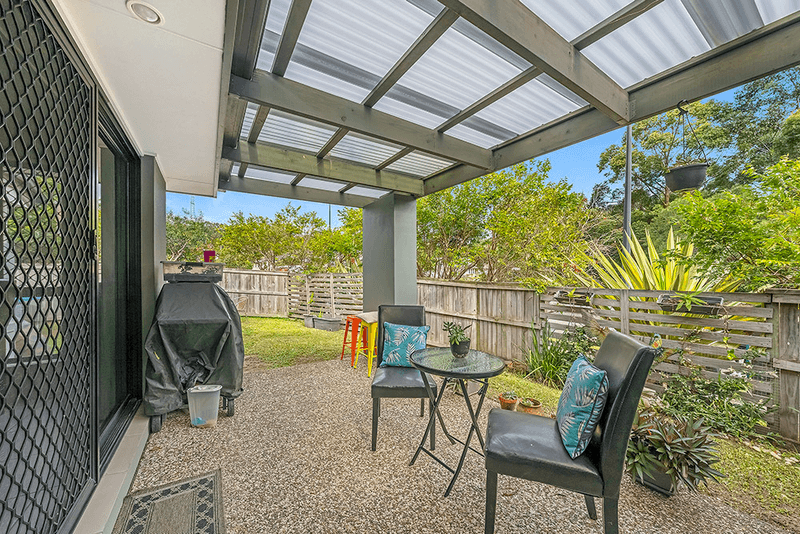 1/91 Wunburra Circle, Pacific Pines, QLD 4211