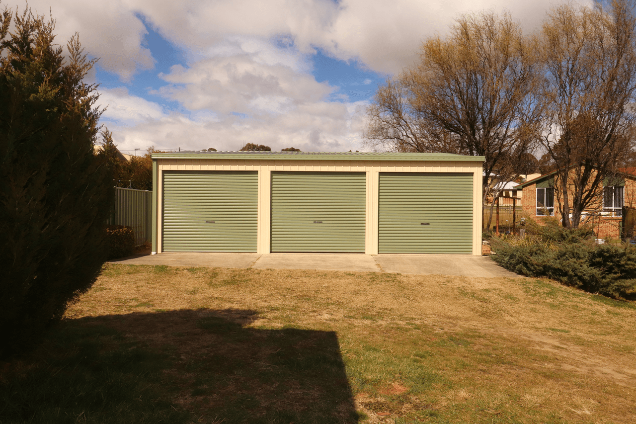 2 Killarney Close, GLEN INNES, NSW 2370