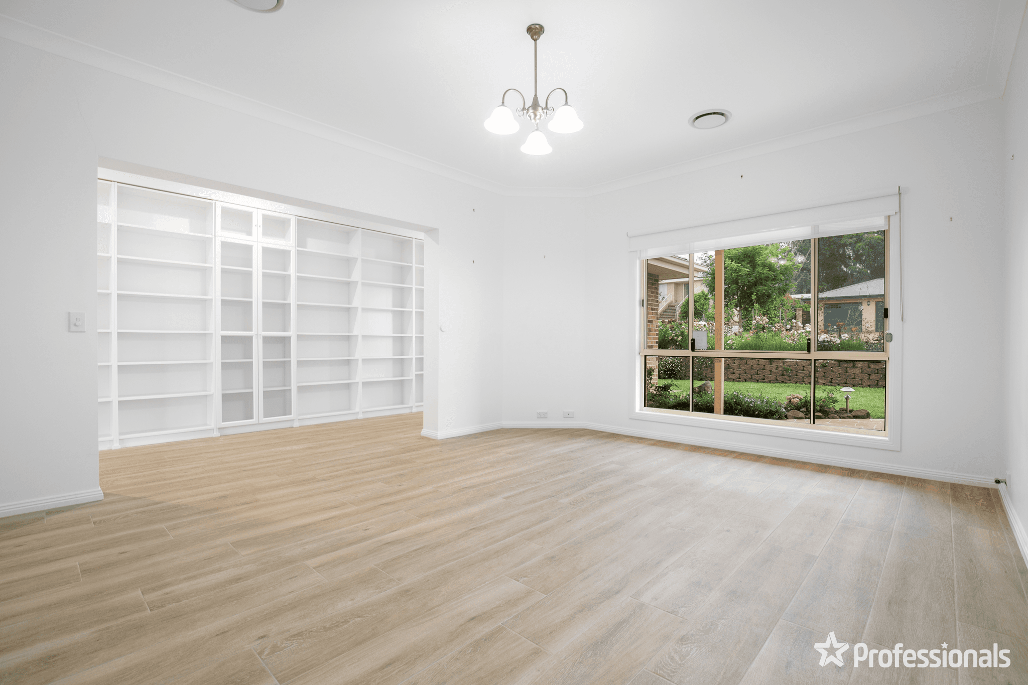 16 McCarthy Crescent, Armidale, NSW 2350